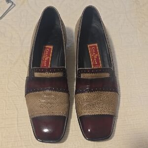 Vintage Cole Haan Burgundy and Tan Leather Loafer size 9 M, made in Italy